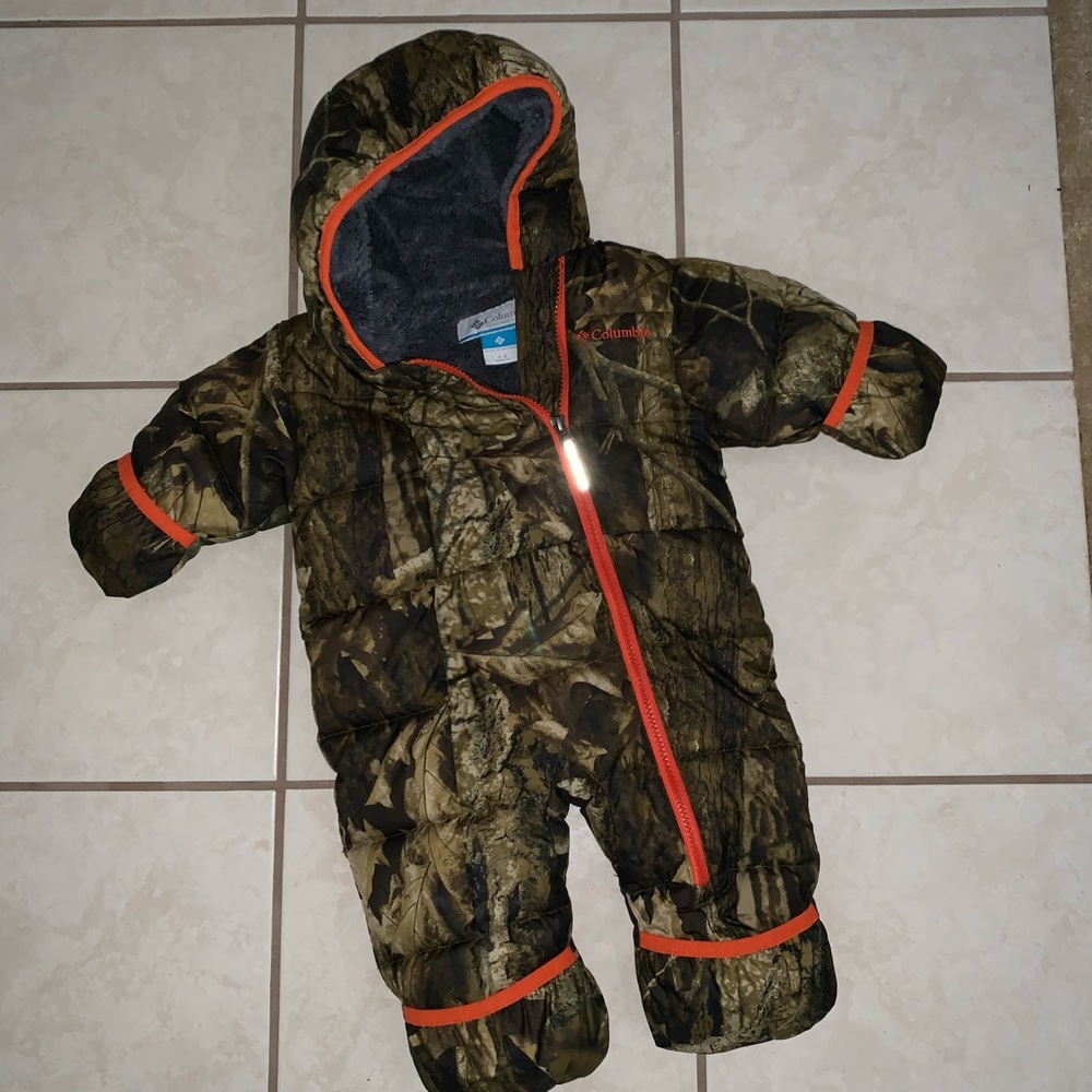 SOLD Infant Colombia snow suit